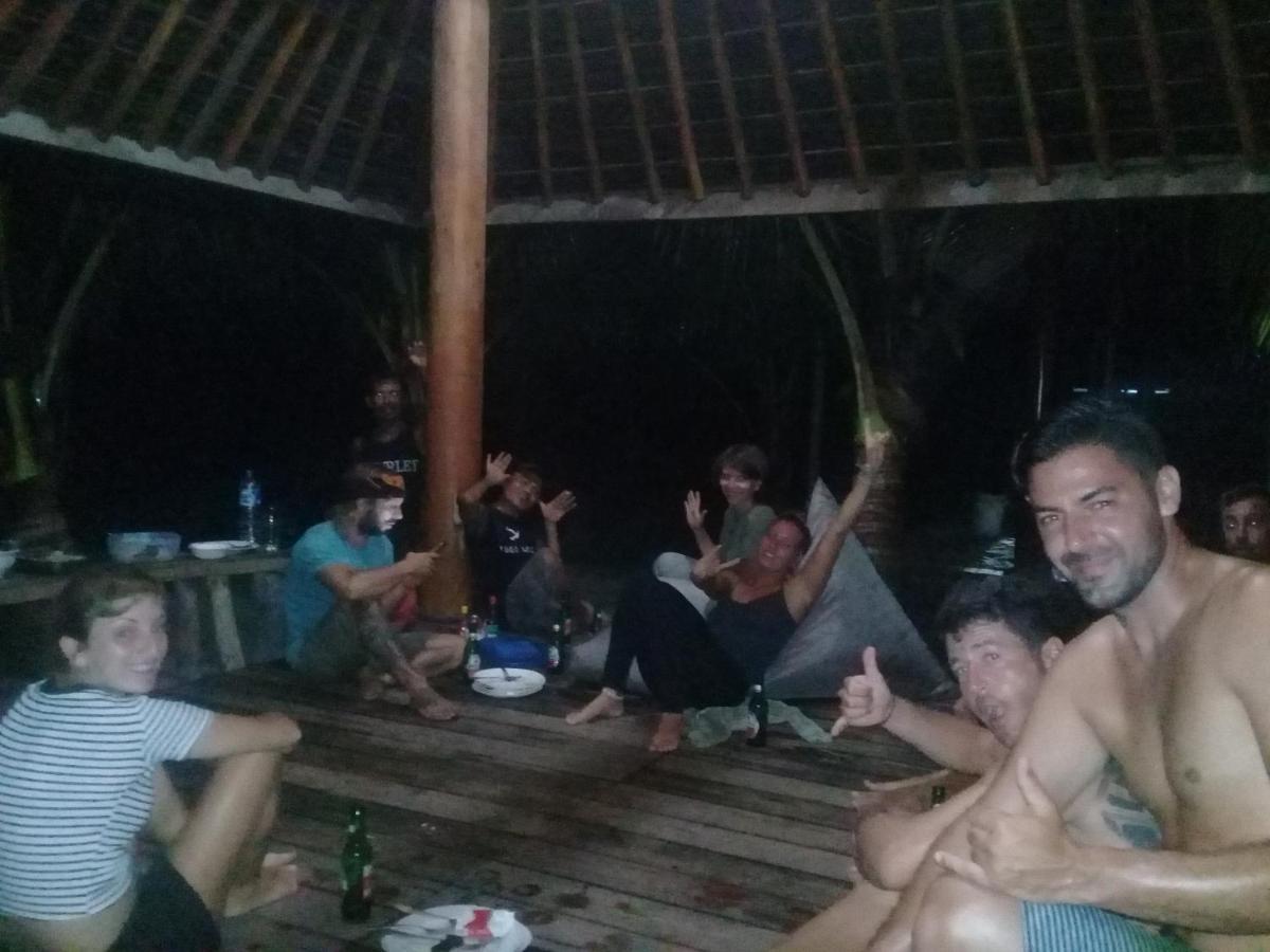 Castaway Surf Retreat 1 호텔 Sekongkang 외부 사진